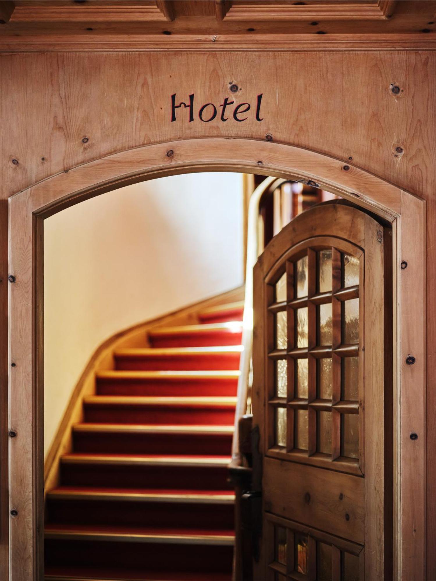 Hotel Chesa Grischuna Klosters Kültér fotó